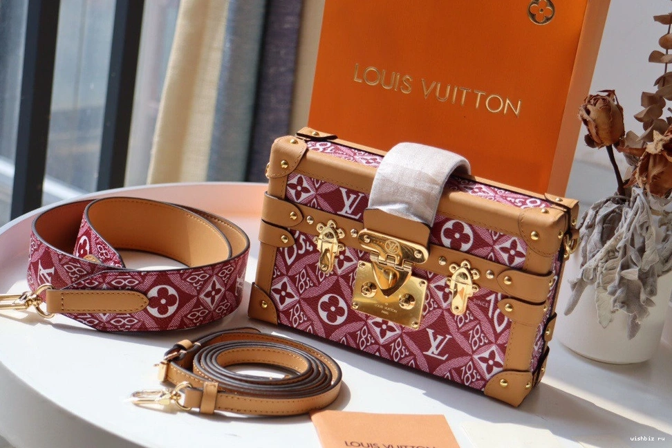 WIS VUITTON MALLE LOUIS PETITE SINCE 1854 0711